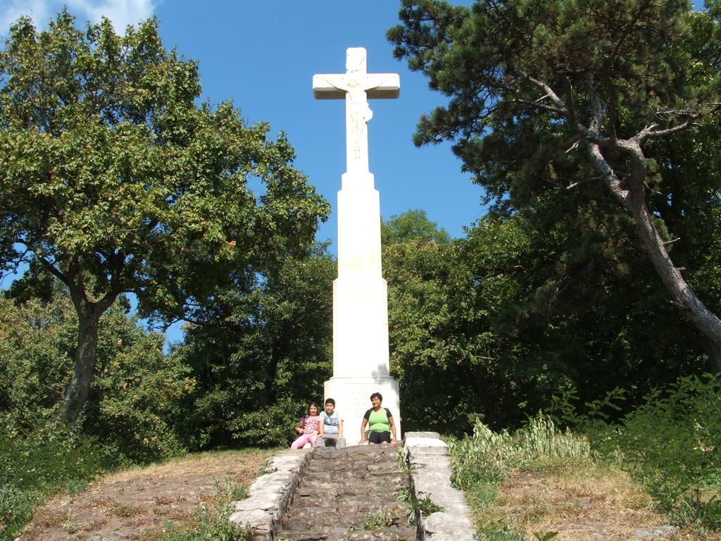 Kis Teniszhaz Ordacsehi Dış mekan fotoğraf